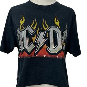 AC-DC Highway To Hell Graphic Tshirt Cropped Short Sleeve Women Black Medium